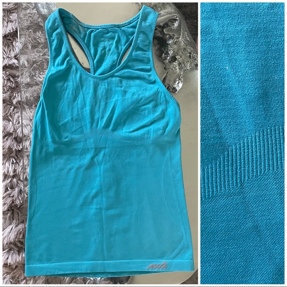 AVIA: Racerback Tank w/built in bra. Sz: L
